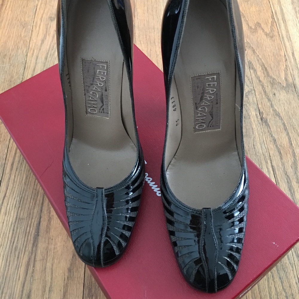 Ferragamo Pumps
